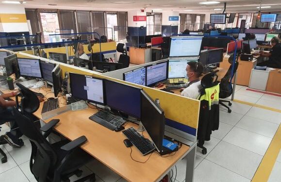 1-1-2 answer 2,074 calls per day