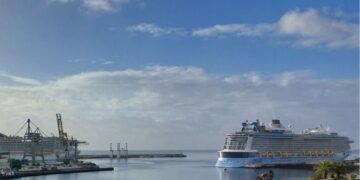 2023 cruise passenger arrivals