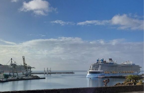 2023 cruise passenger arrivals