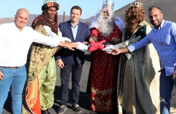 Three Kings arrive
