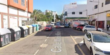 80-year-old woman injured after being struck by a vehicle in Arrecife