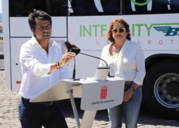 Two new buses unveiled