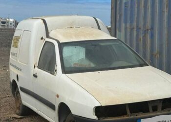 PSOE warns of health concerns over abandoned vehicles in Arrecife
