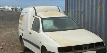 PSOE warns of health concerns over abandoned vehicles in Arrecife