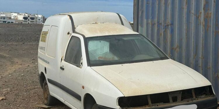 PSOE warns of health concerns over abandoned vehicles in Arrecife