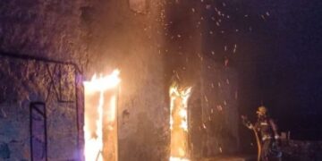 Fire in abandoned house