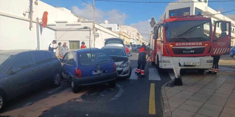 Accident involving three cars in Arrecife