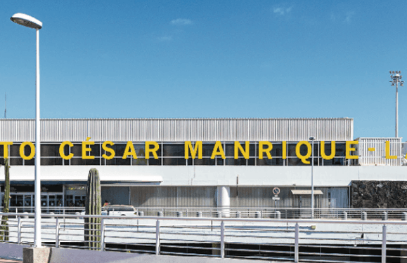 Airport alert as Covid-19 case lands
