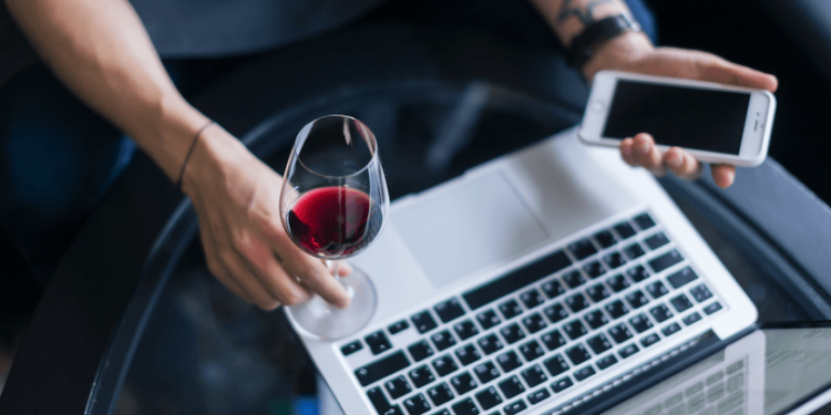 Alcohol sales up as Spain locks down