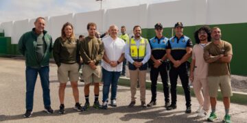 Arrecife promotes rescue dog adoptions