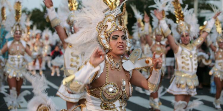 Arrecife carnival changes