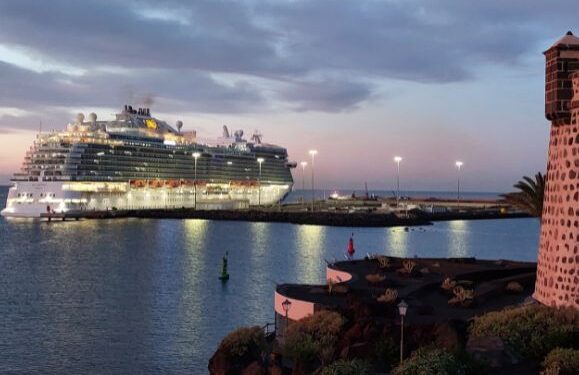 Arrecife ends October with 25,000 cruise passengers