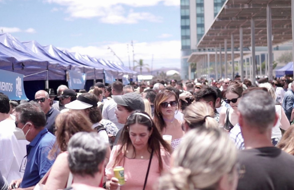 Thousands gather in Arrecife to enjoy Dia de Canarias
