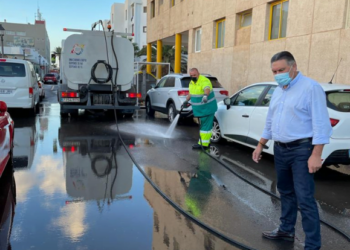 Arrecife gets a cleaning