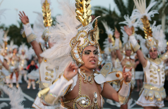 Arrecife carnival parade postponed