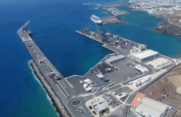 Arrecife port extension