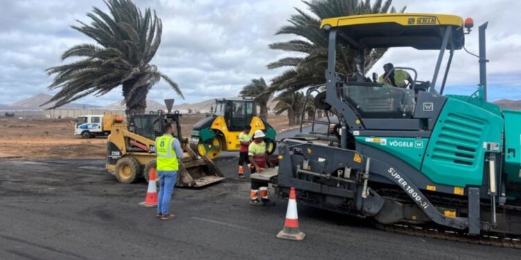 Famara beach among finalists for best beach in Spain