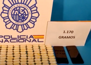 Arrested at Arrecife airport with more than a kilo of cocaine