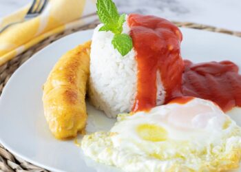 How to make Arroz a la Cubana