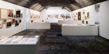 Guided art exhibition at the Castillo