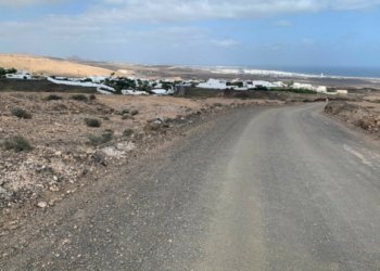 Ayuntamiento Tías to pave Camino Berriel