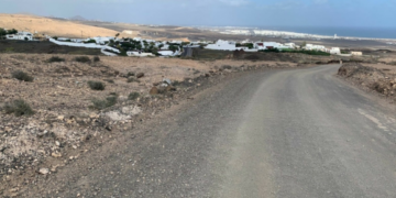Ayuntamiento Tías to pave Camino Berriel