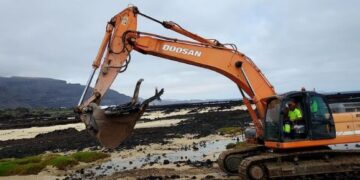 Abandoned boats removed