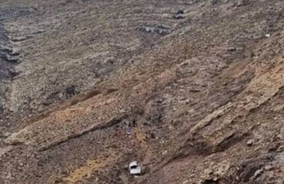 Body found in car wreck