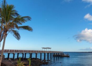 Walkway at La Garita closed