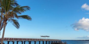 Walkway at La Garita closed