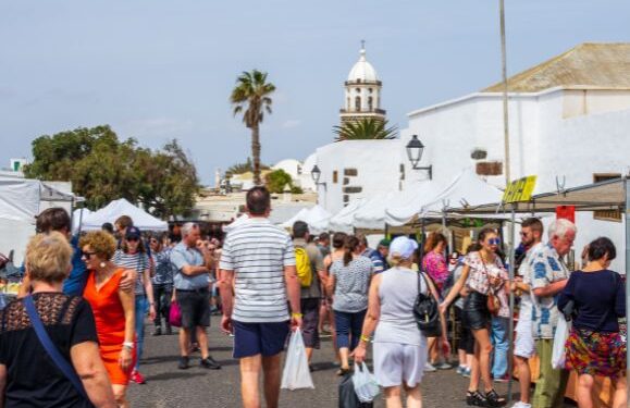 Brits remain largest foreign community