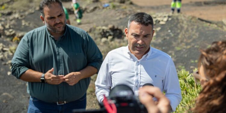 Cabildo restore 50 farms in La Geria