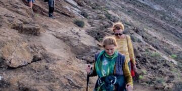 Climbing Caldera Blanca
