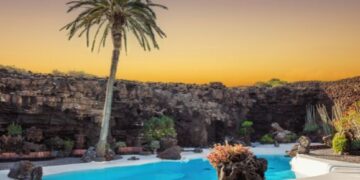 Costa Teguise shopping centre to open shortly