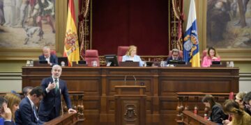 Canarian Government rejects tourist tax