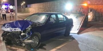 Car crash at Arrecife Marina
