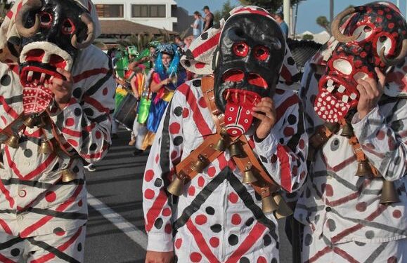 Costa Teguise carnival livestream