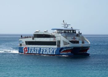 Catching the ferry to La Graciosa & Fuerteventura