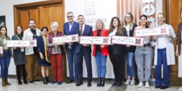Three new buses for Playa Blanca and Tías