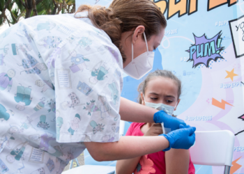 Children aged 5-11 receive the second dose