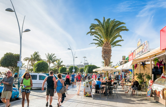 Road closure in Puerto del Carmen
