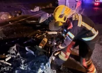 More rubbish containers burned