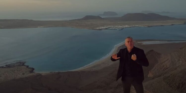 Alejandro Córdoba chooses Lanzarote for music video