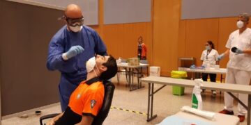 14 Covid deaths on the Canaries as cases fall