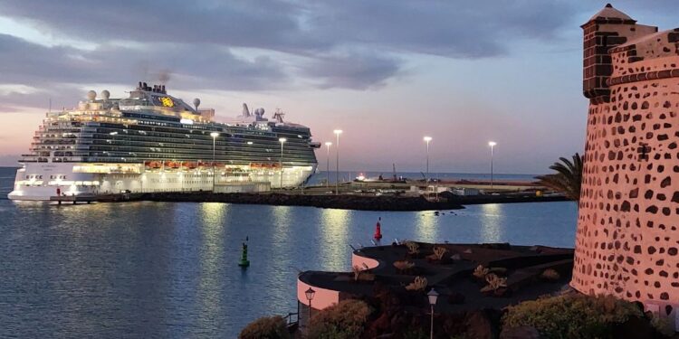 Arrecife records 13% increase in cruise passenger arrivals