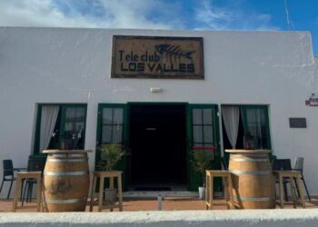 How to dine Canarian style