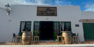 How to dine Canarian style