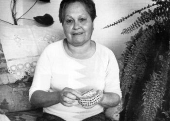 Doña Efigenia dies