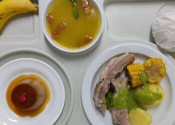 Arrecife soup kitchen offers Canary Day meal