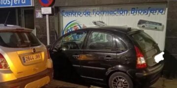 Driver crashes into driving school
